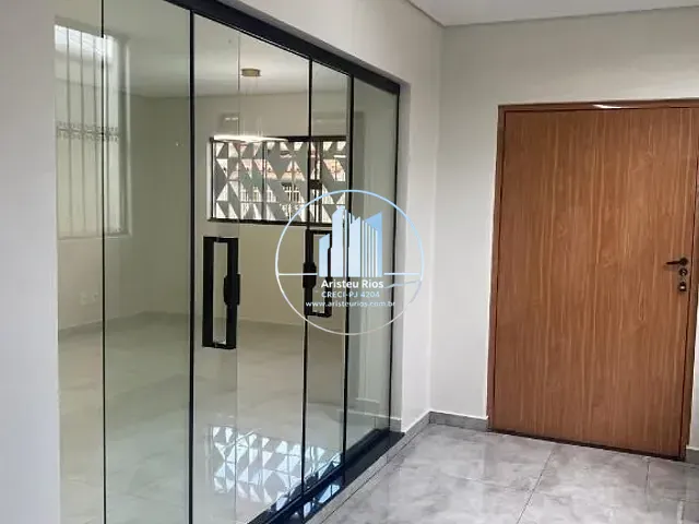 Sala para alugar, no bairro Centro em Pouso Alegre