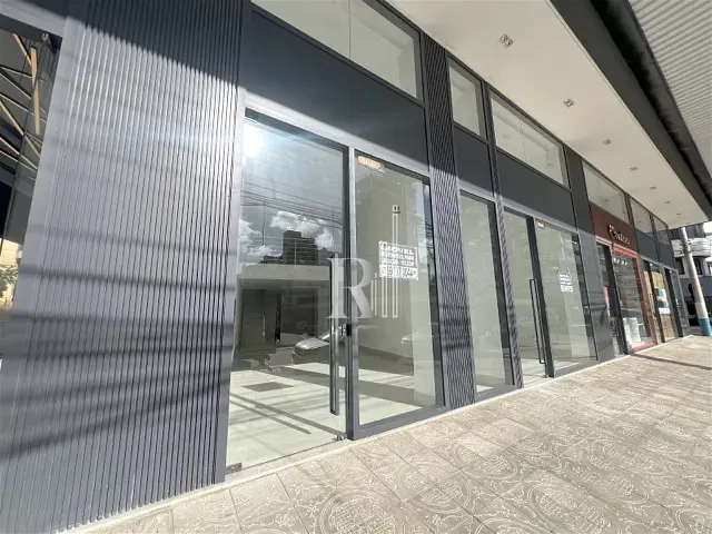 Sala para alugar, no bairro Centro em Itapema