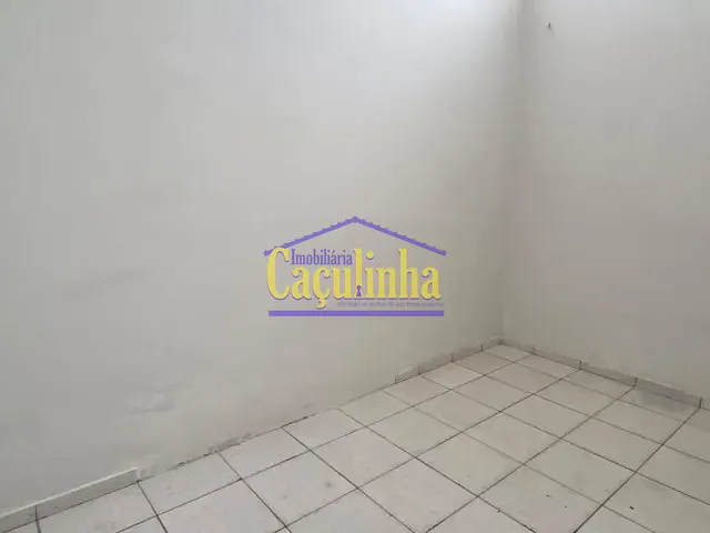 Sala com 120m², para alugar, no bairro Centro em Barra do Piraí