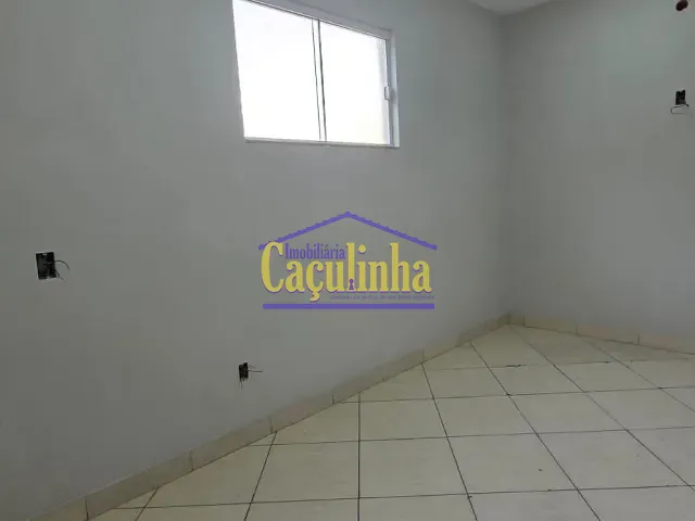 Sala com 120m², para alugar, no bairro Centro em Barra do Piraí