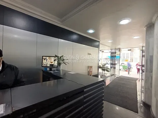 Conjunto comercial com 57m², para alugar, no bairro Centro em Curitiba