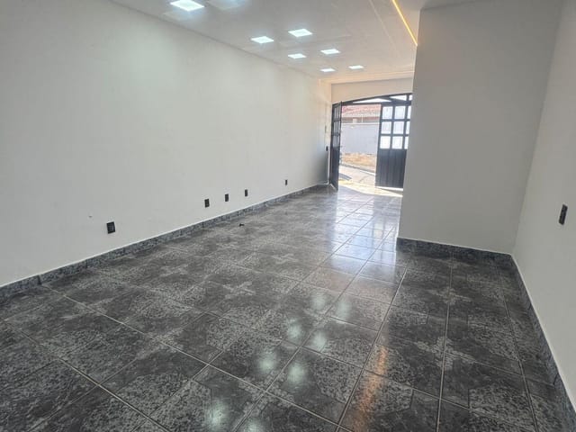 Sala para alugar, no bairro Centro em Extrema