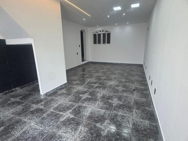 Sala para alugar, no bairro Centro em Extrema