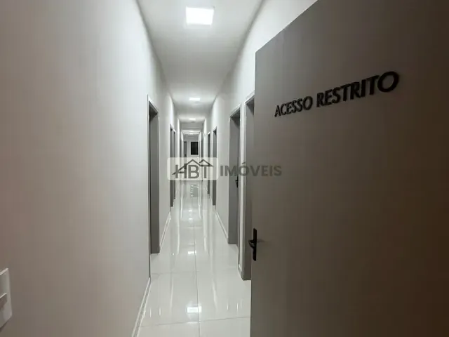 Sala para alugar, no bairro Centro em Bauru