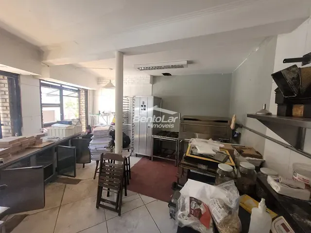Sala com 25m², para alugar, no bairro Vila Medeiros em São Paulo