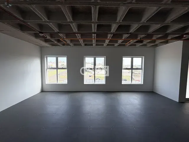 Sala para alugar, no bairro Bela Suiça em Londrina