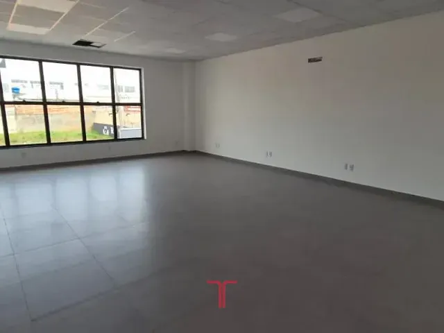 Sala com 56m², para alugar, no bairro Nações em Fazenda Rio Grande