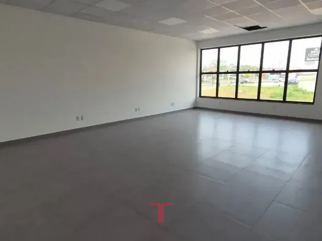 Sala com 56m², para alugar, no bairro Nações em Fazenda Rio Grande