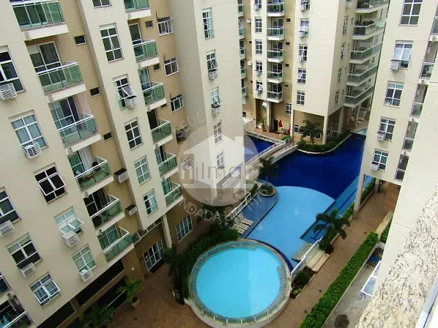 Sala com 22m², à venda ou para alugar, no bairro Taquara em Rio de Janeiro