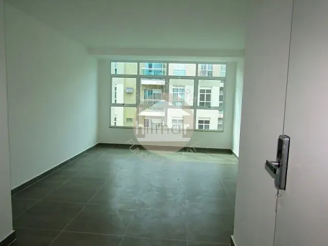 Sala com 22m², à venda ou para alugar, no bairro Taquara em Rio de Janeiro