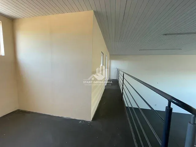 Sala à venda ou para alugar, no bairro Jardim Bella Vista em Pederneiras