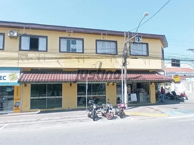 Sala com 53m², para alugar, no bairro Centro em Itanhaém