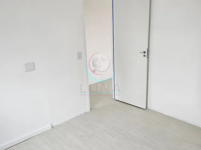 Sala à venda ou para alugar, no bairro Liberdade em São Paulo
