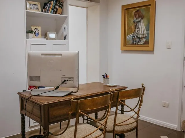 Sala com 700m², para alugar, no bairro Centro em Londrina