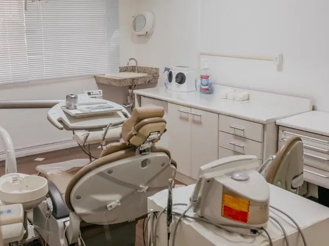 Sala com 700m², para alugar, no bairro Centro em Londrina