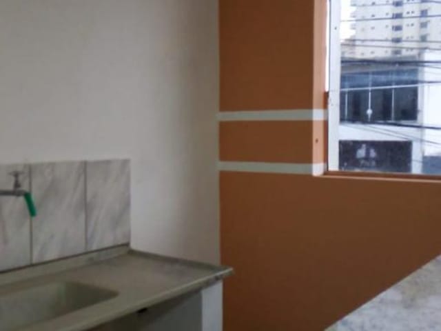 Sala para alugar, no bairro Centro em Taubaté