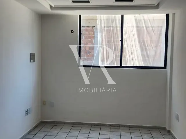 Sala à venda ou para alugar, no bairro Tambaú em João Pessoa