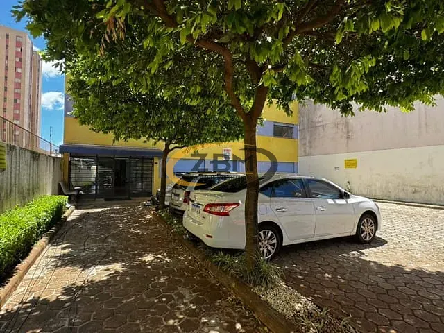 Sala com 150m², para alugar, no bairro Centro em Londrina