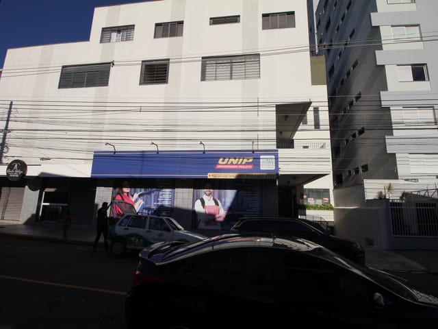 Sala com 120m², para alugar, no bairro Centro em São João da Boa Vista