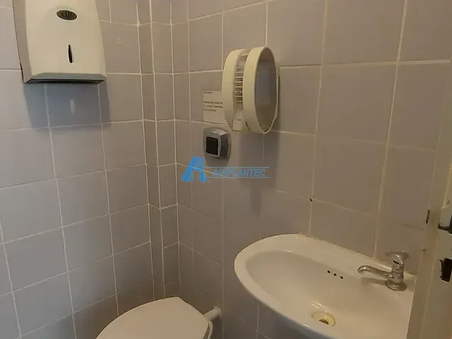 Sala com 31m², para alugar, no bairro Méier em Rio de Janeiro