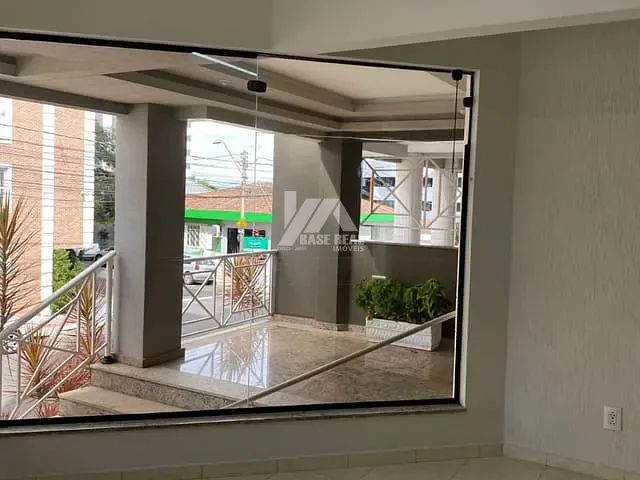 Sala com 60m², para alugar, no bairro Centro em Ponta Grossa