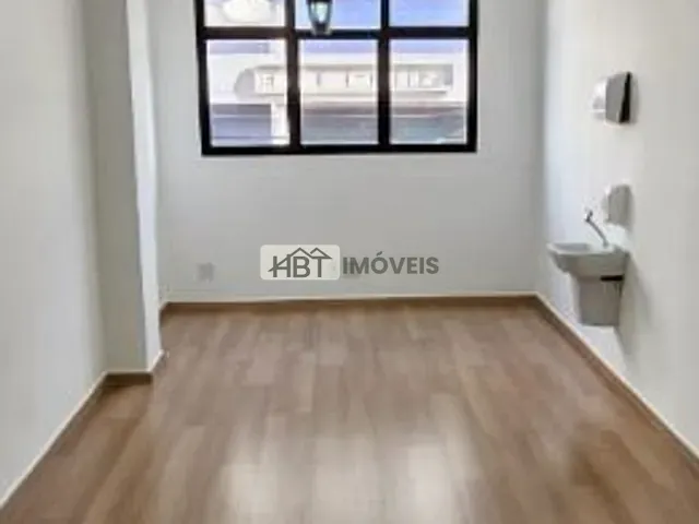 Sala com 32m², à venda, no bairro Jardim Infante Dom Henrique em Bauru