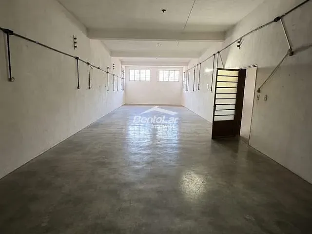 Galpão / Barracão com 80m², para alugar, no bairro Lauzane Paulista em São Paulo