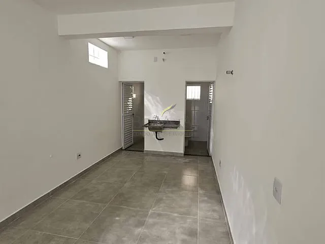 Sala para alugar, no bairro Centro em Piracaia