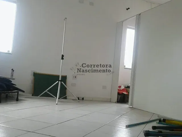 Sala com 35m², para alugar, no bairro Parque Itamarati em Jacareí