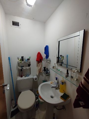 Sala à venda, no bairro Freguesia (Jacarepaguá) em Rio de Janeiro