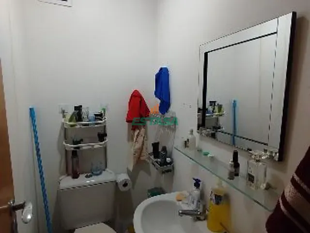 Sala à venda, no bairro Freguesia (Jacarepaguá) em Rio de Janeiro