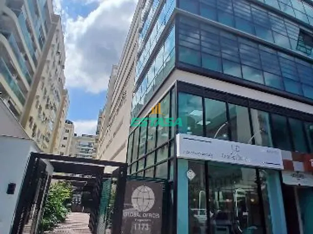 Sala à venda, no bairro Freguesia (Jacarepaguá) em Rio de Janeiro