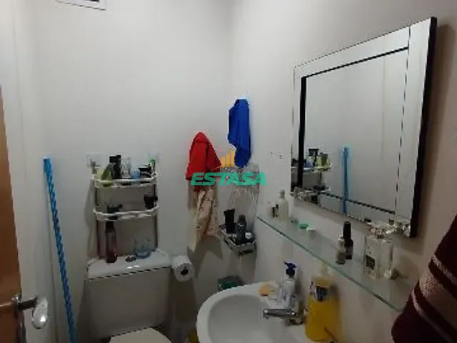 Sala à venda, no bairro Freguesia (Jacarepaguá) em Rio de Janeiro