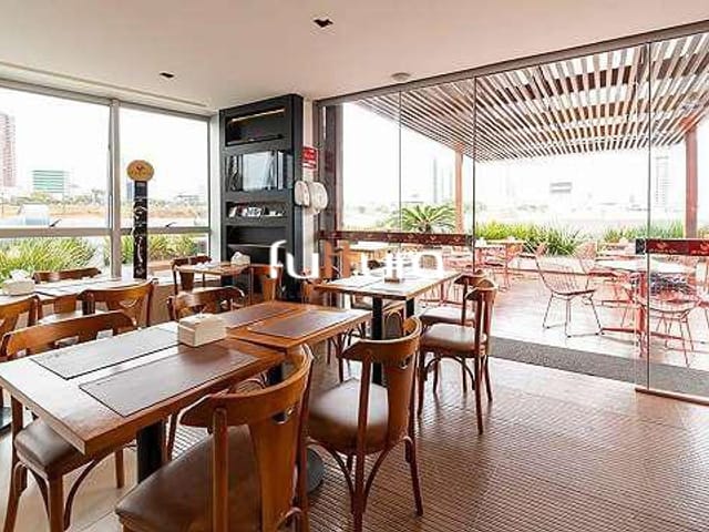 Sala à venda, no bairro Jardim Goiás em Goiânia