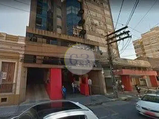 Sala à venda ou para alugar, no bairro Centro em Pelotas
