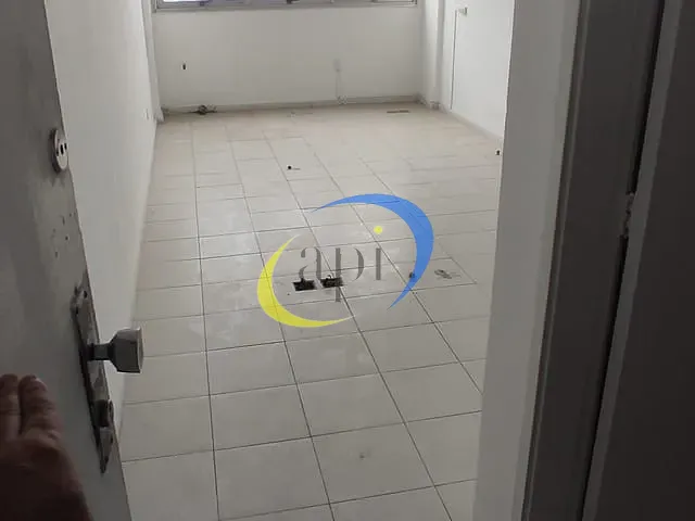 Sala com 27m², para alugar, no bairro Centro em Rio de Janeiro