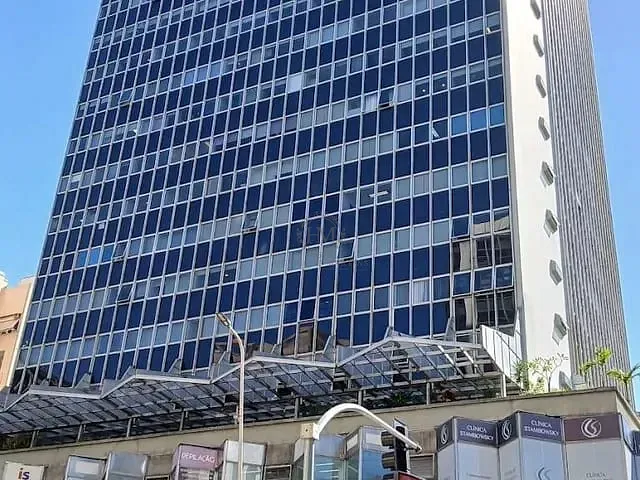 Sala à venda, no bairro Ipanema em Rio de Janeiro