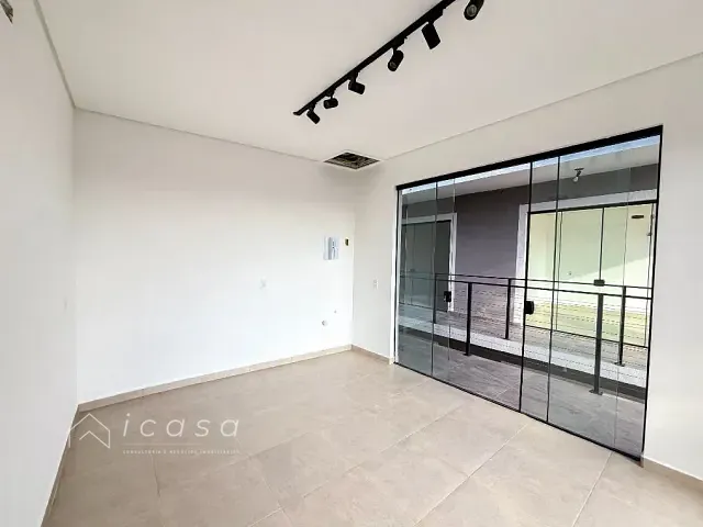 Sala com 12m², à venda ou para alugar, no bairro Vila Santos em Caçapava