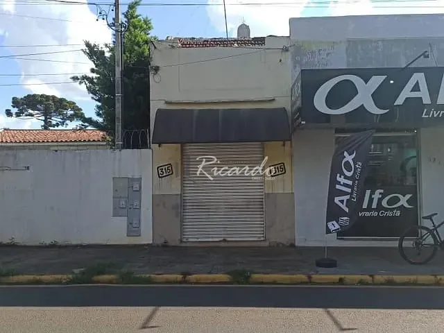 Sala com 20m², para alugar, no bairro Centro em Arapongas