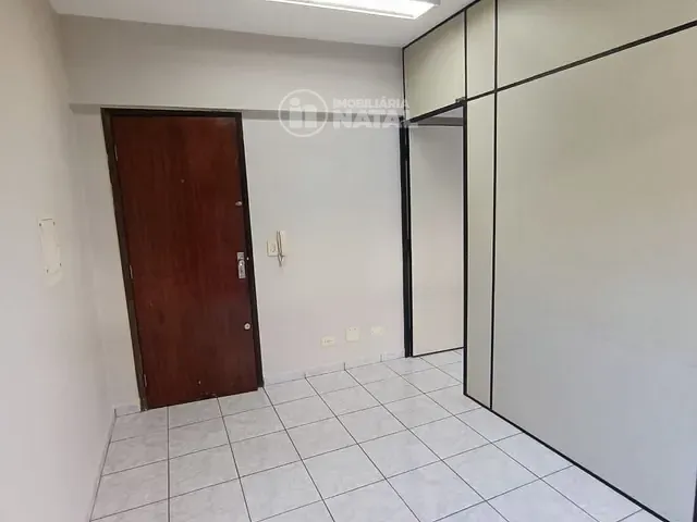 Sala com 40m², para alugar, no bairro Centro em Londrina