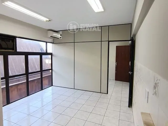 Sala com 40m², para alugar, no bairro Centro em Londrina