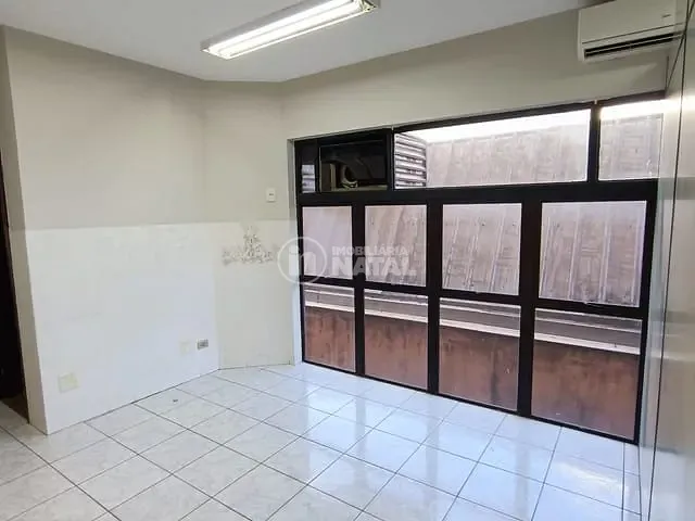 Sala com 40m², para alugar, no bairro Centro em Londrina