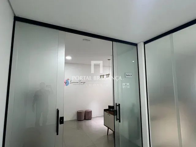 Sala para alugar, no bairro Centro em Bragança Paulista