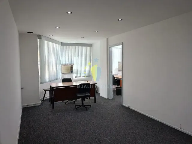 Sala com 78m², para alugar, no bairro Centro em Rio de Janeiro
