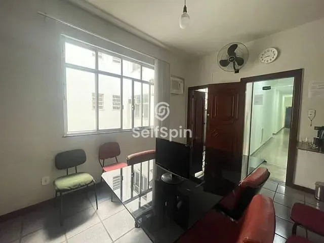 Sala com 18m², para alugar, no bairro Centro em Niterói