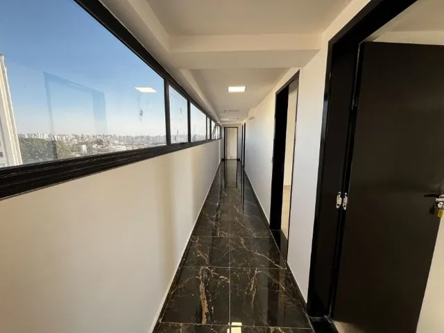Sala à venda, no bairro Parque Jaçatuba em Santo André