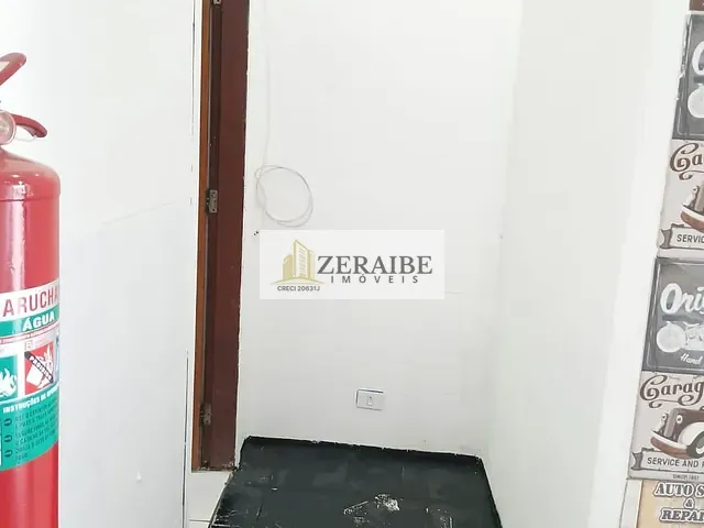 Sala para alugar, no bairro Vila das Palmeiras em Guarulhos