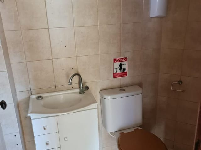 Sala com 49m², para alugar, no bairro Alto Cajueiros em Macaé