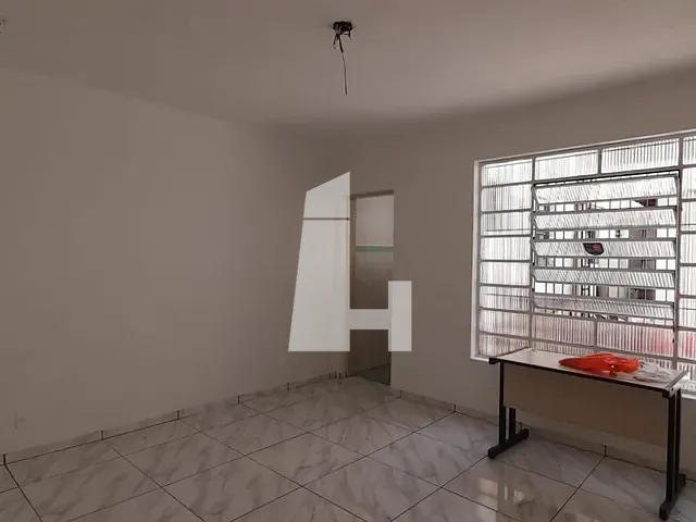 Sala com 21m², para alugar, no bairro Centro em Guarulhos