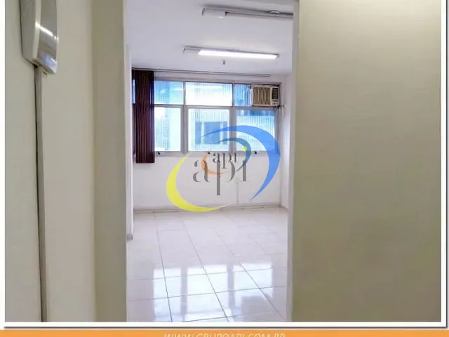 Sala com 30m², para alugar, no bairro Centro em Rio de Janeiro
